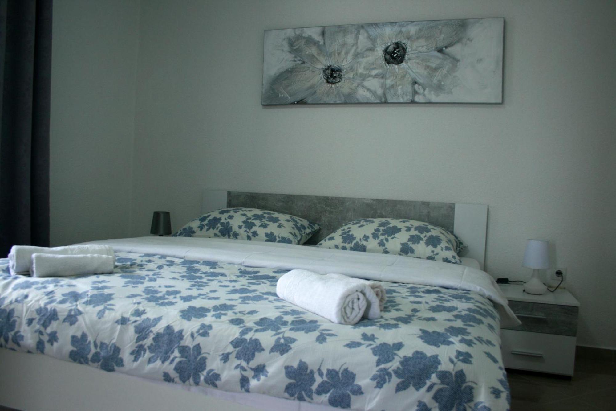 Apartman Elena Свети Юрай Екстериор снимка