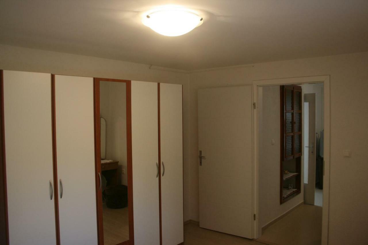 Apartman Elena Свети Юрай Екстериор снимка